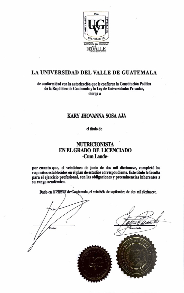 Licda. Nutricionista Cum Laude – Kary Jhovanna Sosa Aja
